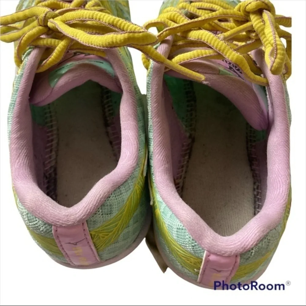 Mizuno Wave Sayonara Women's Size‎ 7 Running Shoes J1GD133068 Green Yellow Pink